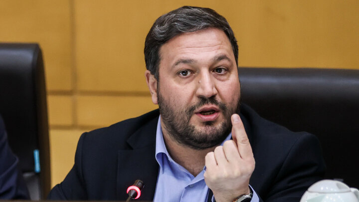 عضو هیات رئیسه مجلس: رئیس‌جمهور در سازمان ملل ندای مظلومیت ایران را بازتاب دهد